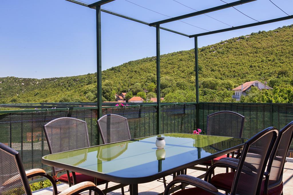 Primorski Dolac Holiday Villa Anna מראה חיצוני תמונה
